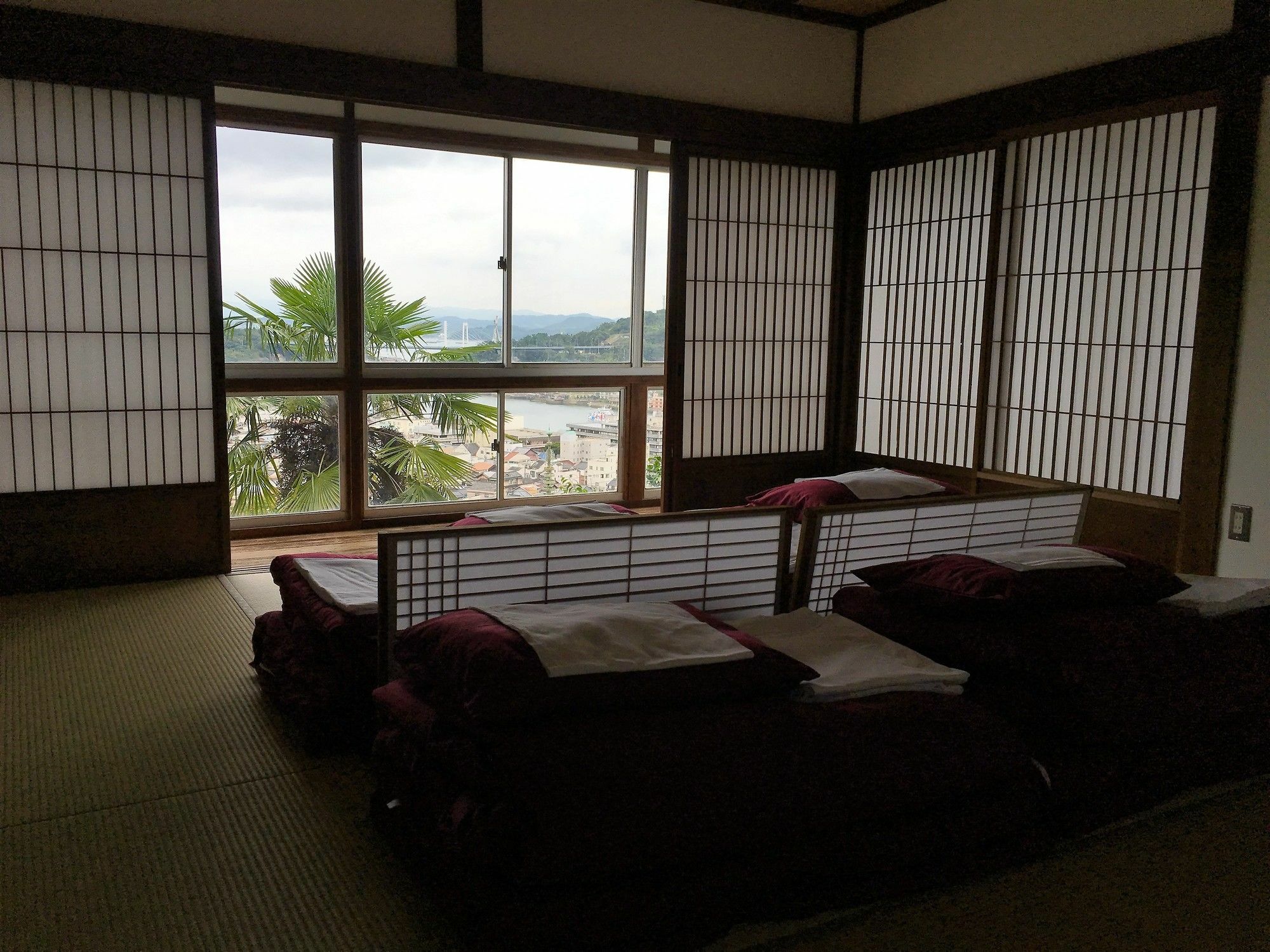Onomichi Guest House Miharashi-Tei المظهر الخارجي الصورة